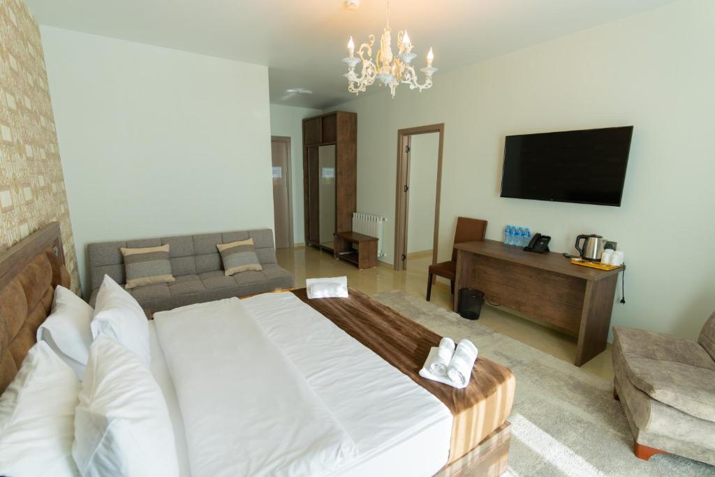 Hotel z restauracją, bilardem i wypożyczalnią nart, zdjęcie 6