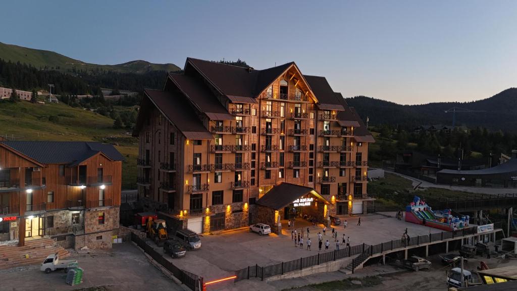 Hotel z restauracją, bilardem i wypożyczalnią nart, zdjęcie 31