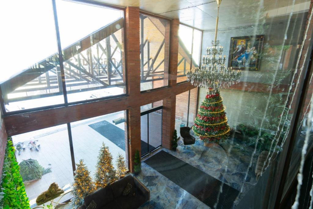 Hotel z restauracją, bilardem i wypożyczalnią nart, zdjęcie 19